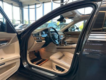 BMW 740 *Softclose*Memory*Spurwächsel*BI-XENON*