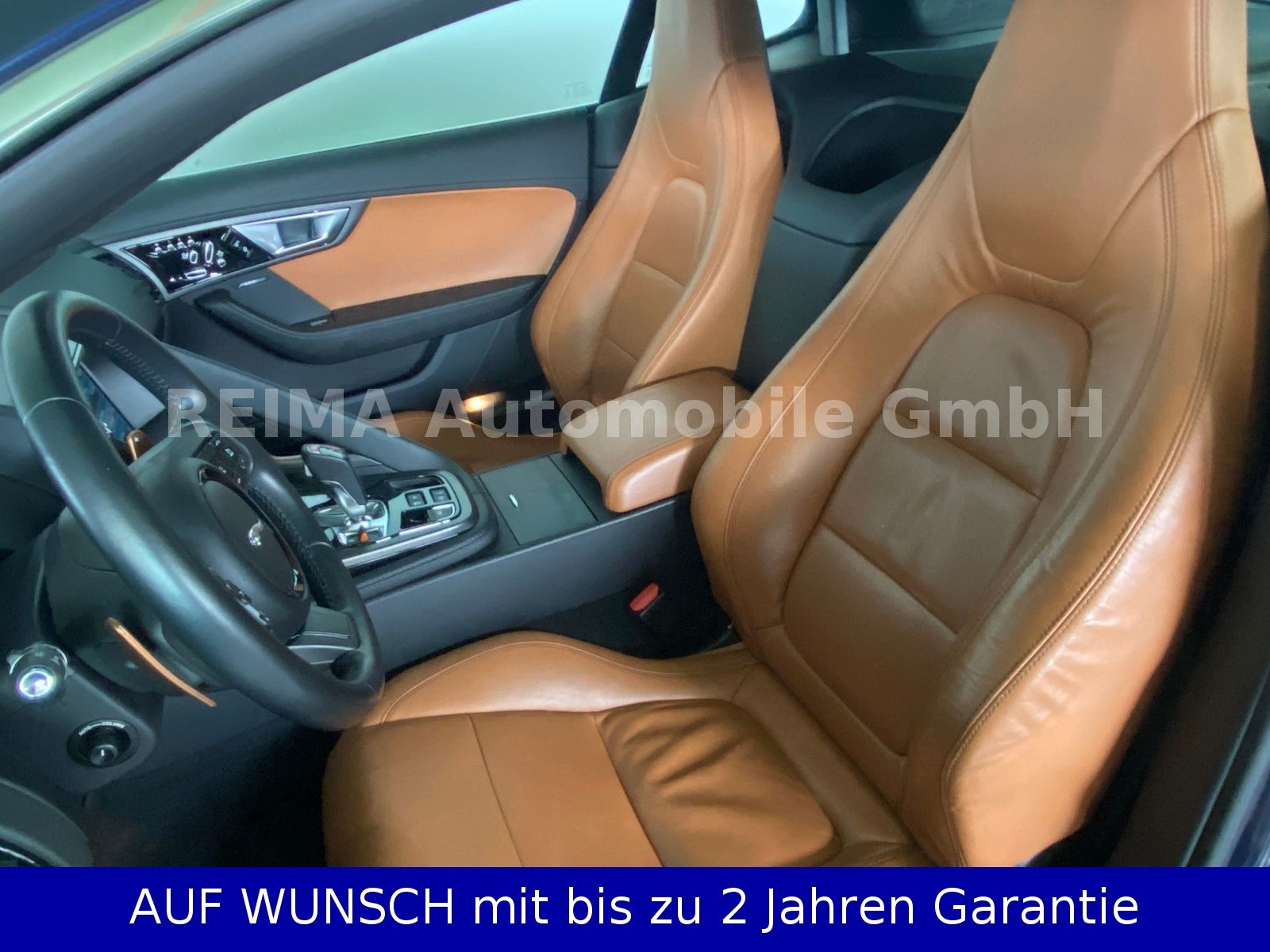 Fahrzeugabbildung Jaguar F-TYPE 3,0 V 6 Coupe  , Sport-Klappenauspuff