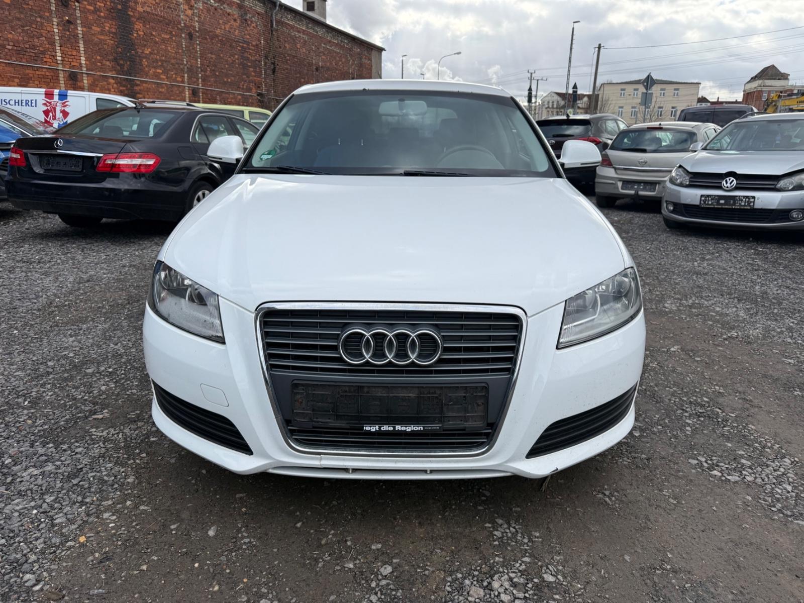 Audi A3 1.6 Attraction