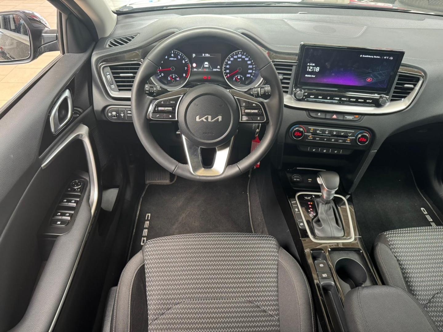 Kia Ceed_sw Sportswagon Spirit 1.5T 140 DCT7 SPI STD