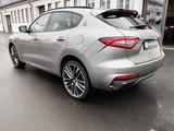 Maserati Trofeo Q4 Panorama+Winter-Paket+22-Zoll - Maserati Levante: Trofeo