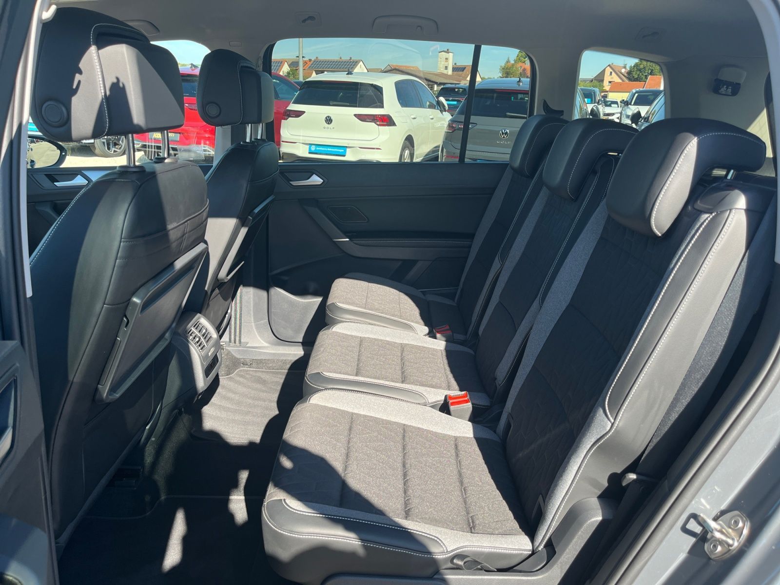 Volkswagen Touran - Bild 14