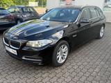 BMW 530D Touring xDrive Automatik Leder Tempomat LCI - BMW 530 Gebrauchtwagen in Saarbrücken