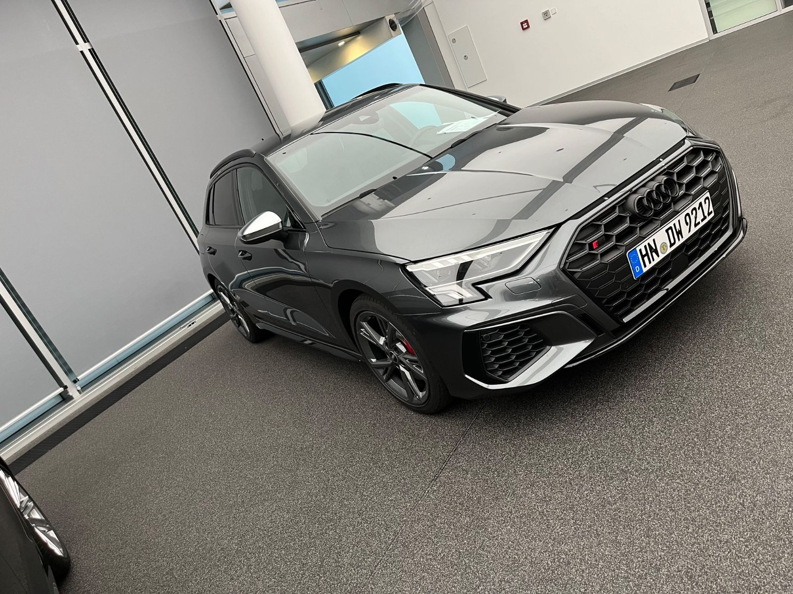 AUDI S3 TFSI S tronic quattro Sportback -