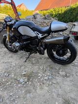 BMW R9T , Café Racer, RnineT - BMW NAKED BIKE