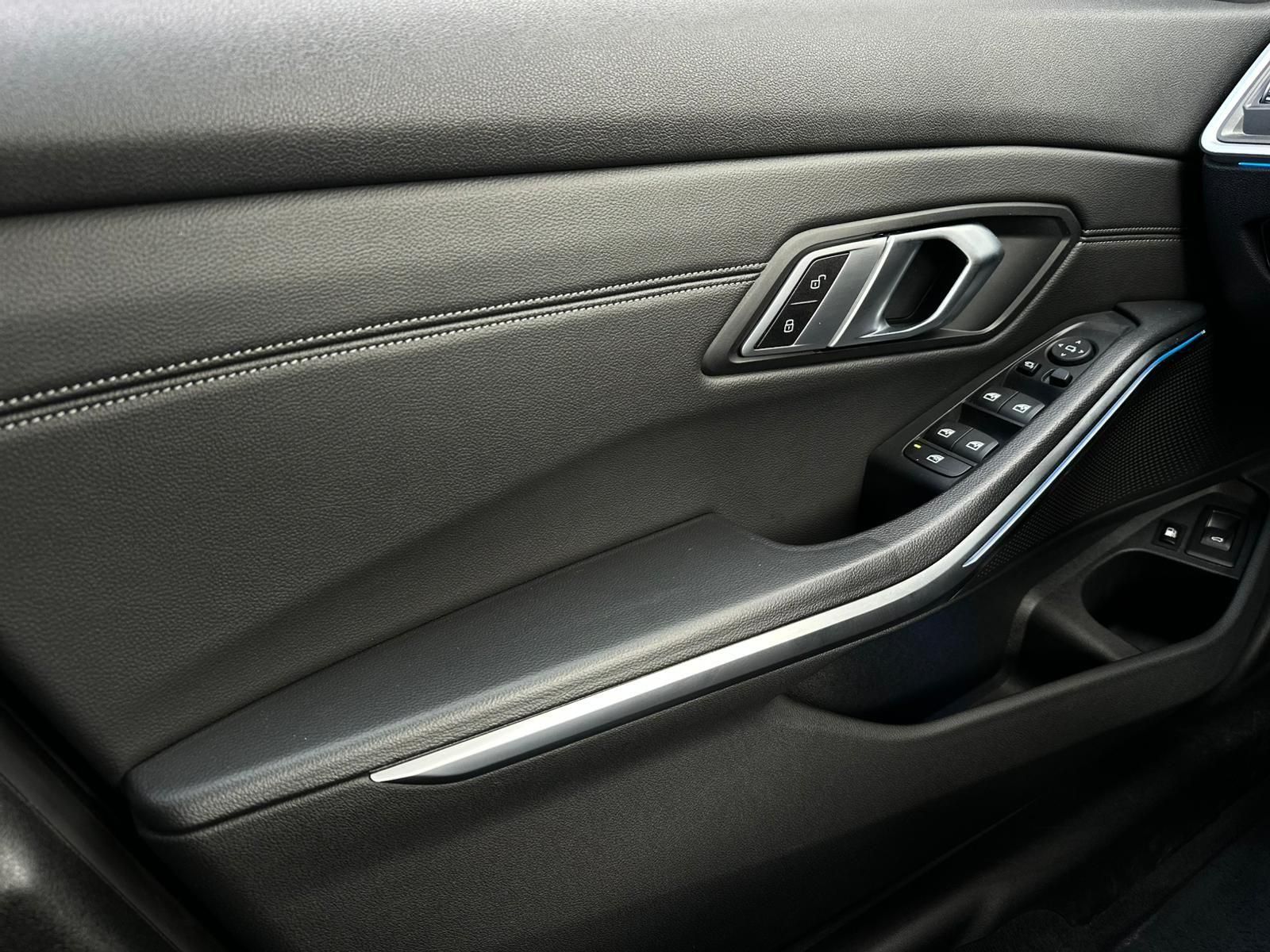 BMW 330e SPORT LINE  BLACK VIRTUAL#LED#NAVIPROF#SHZ# - Image 18