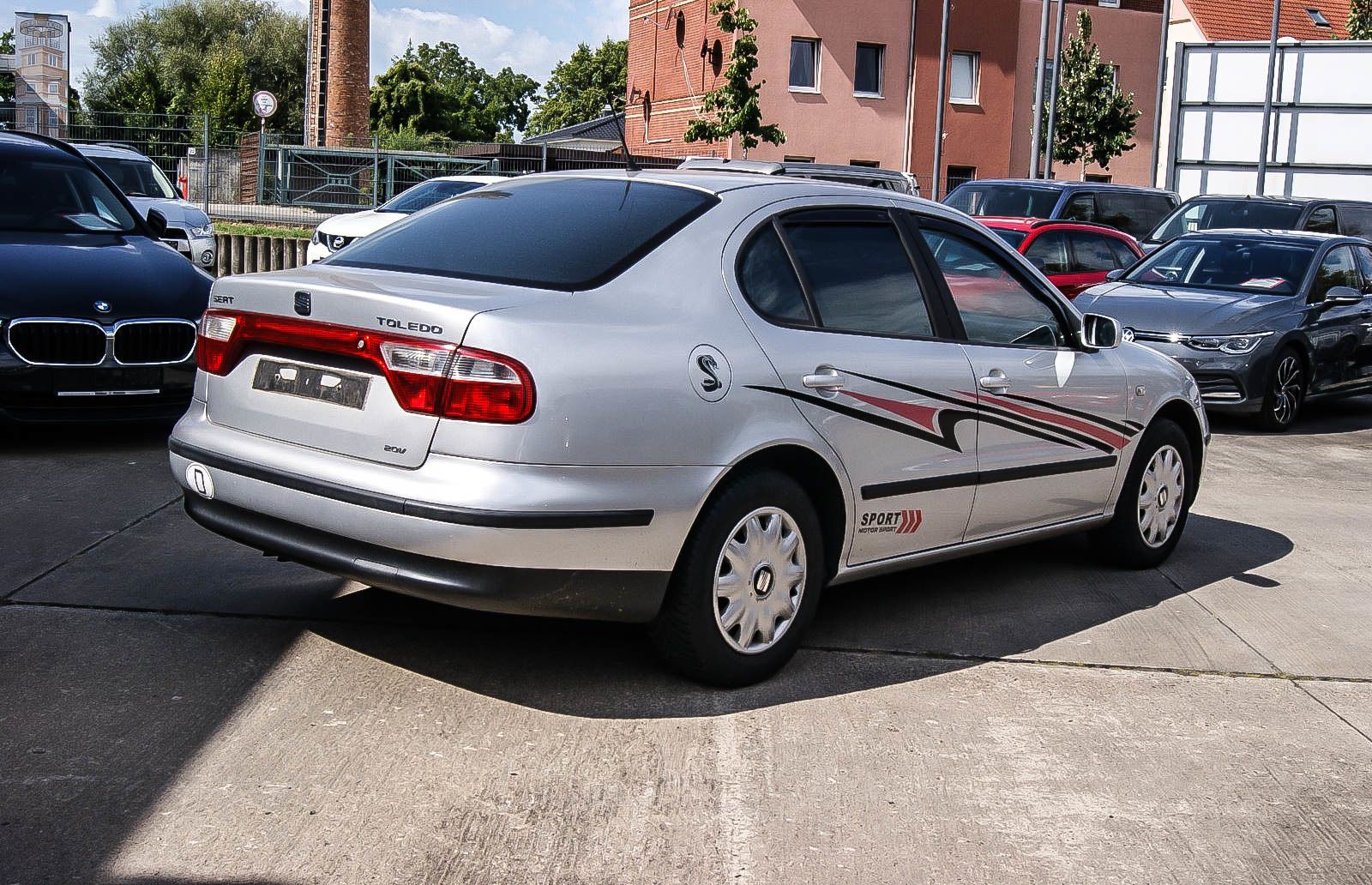 Fahrzeugabbildung SEAT Toledo Signo 1.8 20V Automatik KLIMAAUTOMATIK