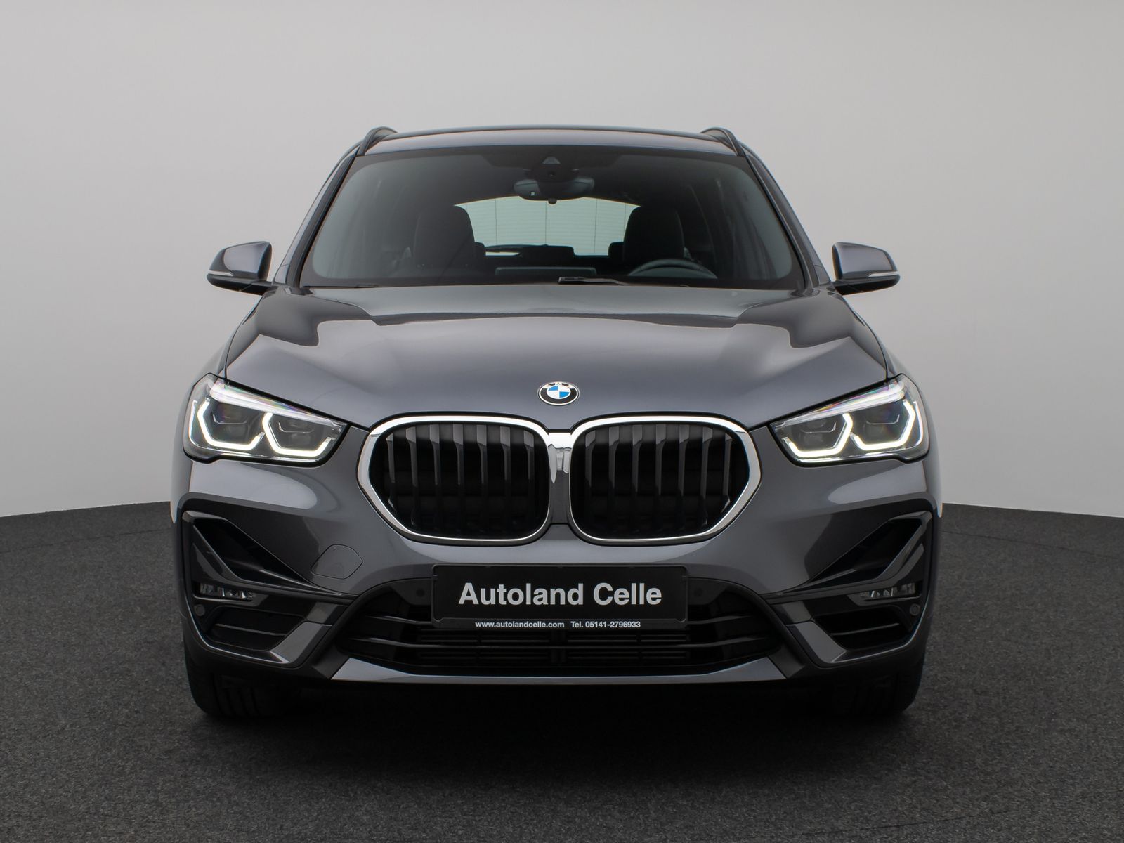 Fahrzeugabbildung BMW X1 sD20i SportLine Kamera HUD DAB HiFi Alarm LED
