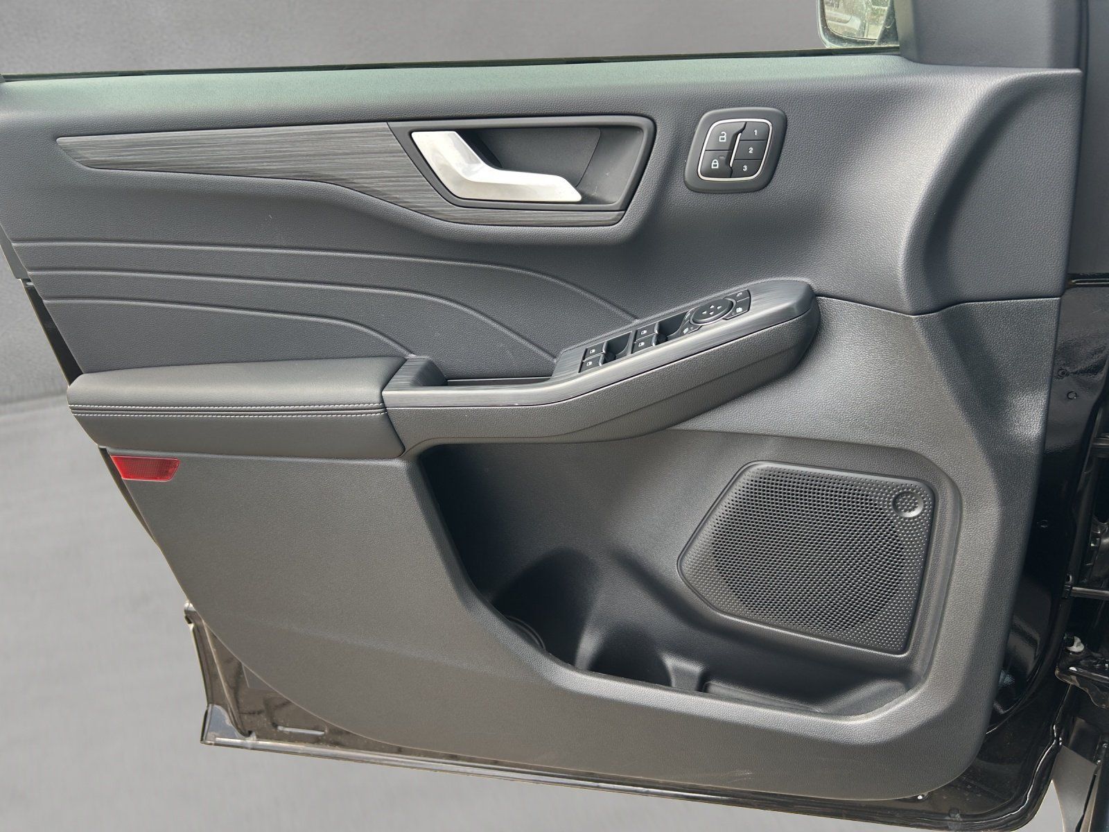 Fahrzeugabbildung Ford Kuga Active X PHEV,FGS 3/5 Jahre