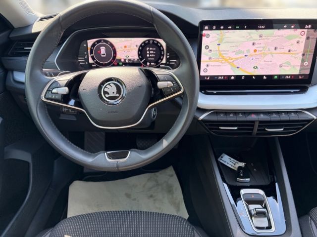 Skoda Octavia Combi Selection 2.0 TDI 110 KW DSG Navi foto 11
