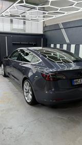 Tesla Model 3 AWD Longe Range - AHK   - Tesla Gebrauchtwagen in Hamburg