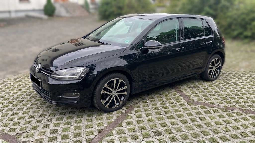 Image of Volkswagen Golf