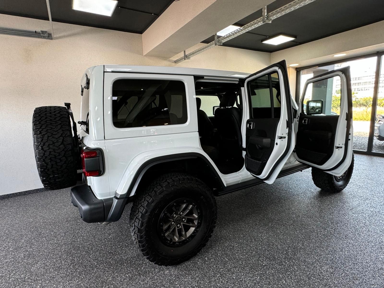 Fahrzeugabbildung Jeep 392 FINAL EDIT. 6.4L-V8 SKY ONE-WINDE-AHK 3.5To.