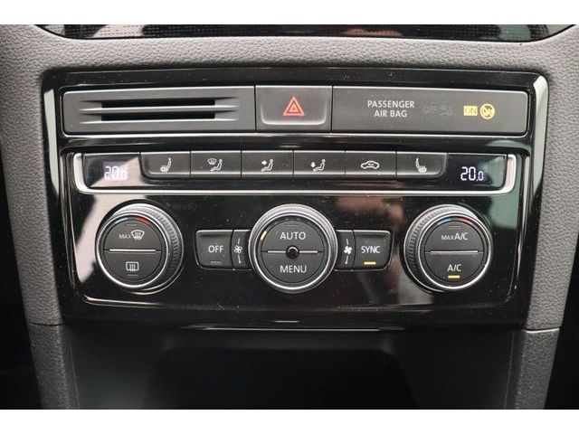 Fahrzeugabbildung Volkswagen Golf Sportsvan VII 1.4 Sound BMT Start-Stopp
