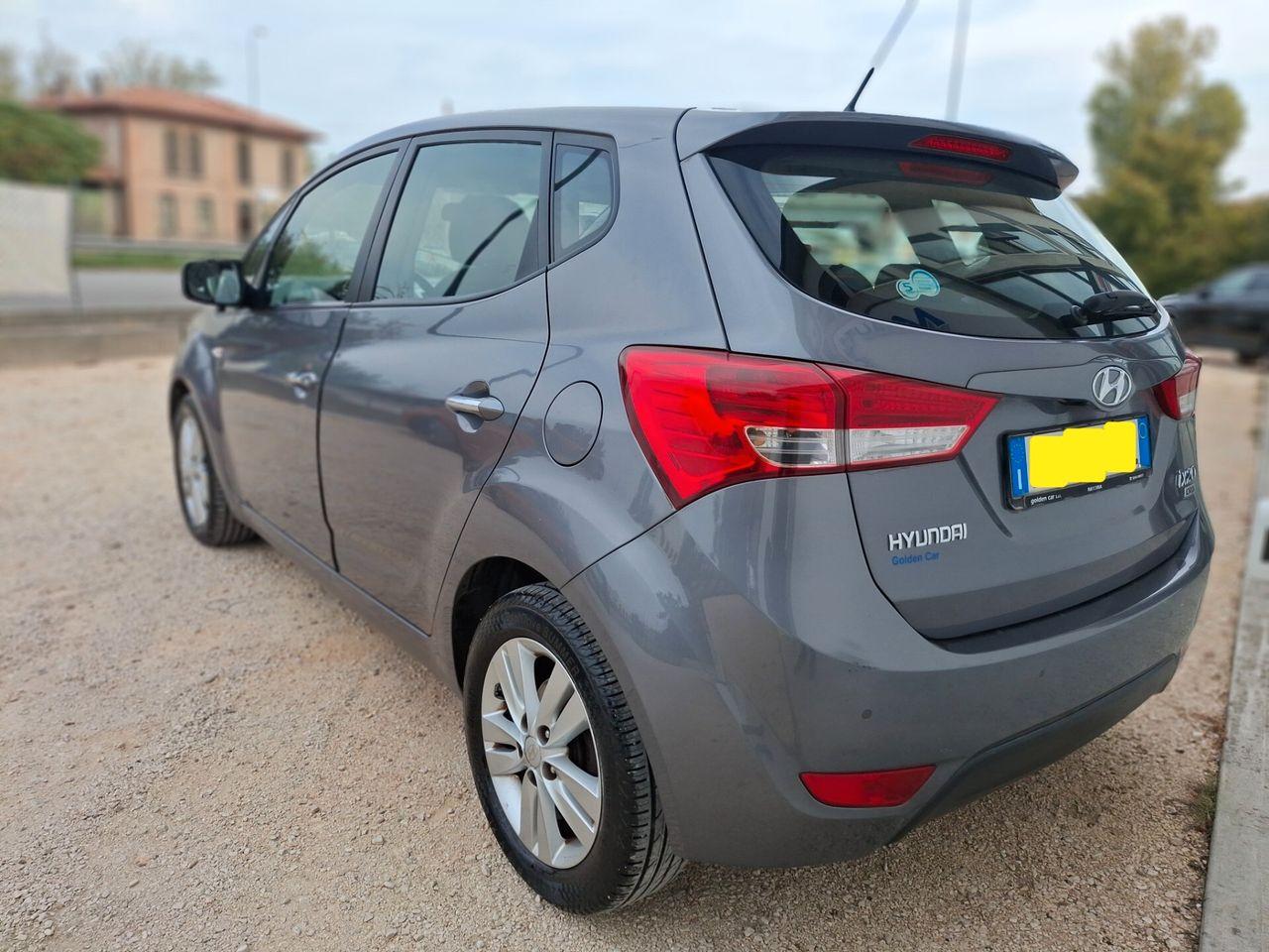 Hyundai ix20 2014 — photo 11