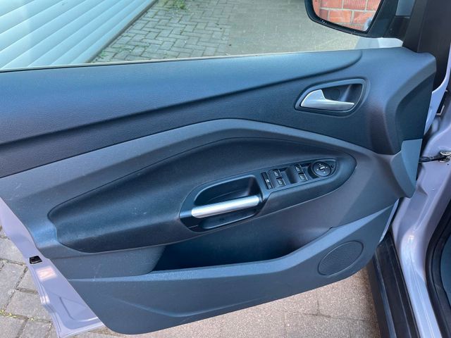 Ford C-Max Champions Edition Bild 13