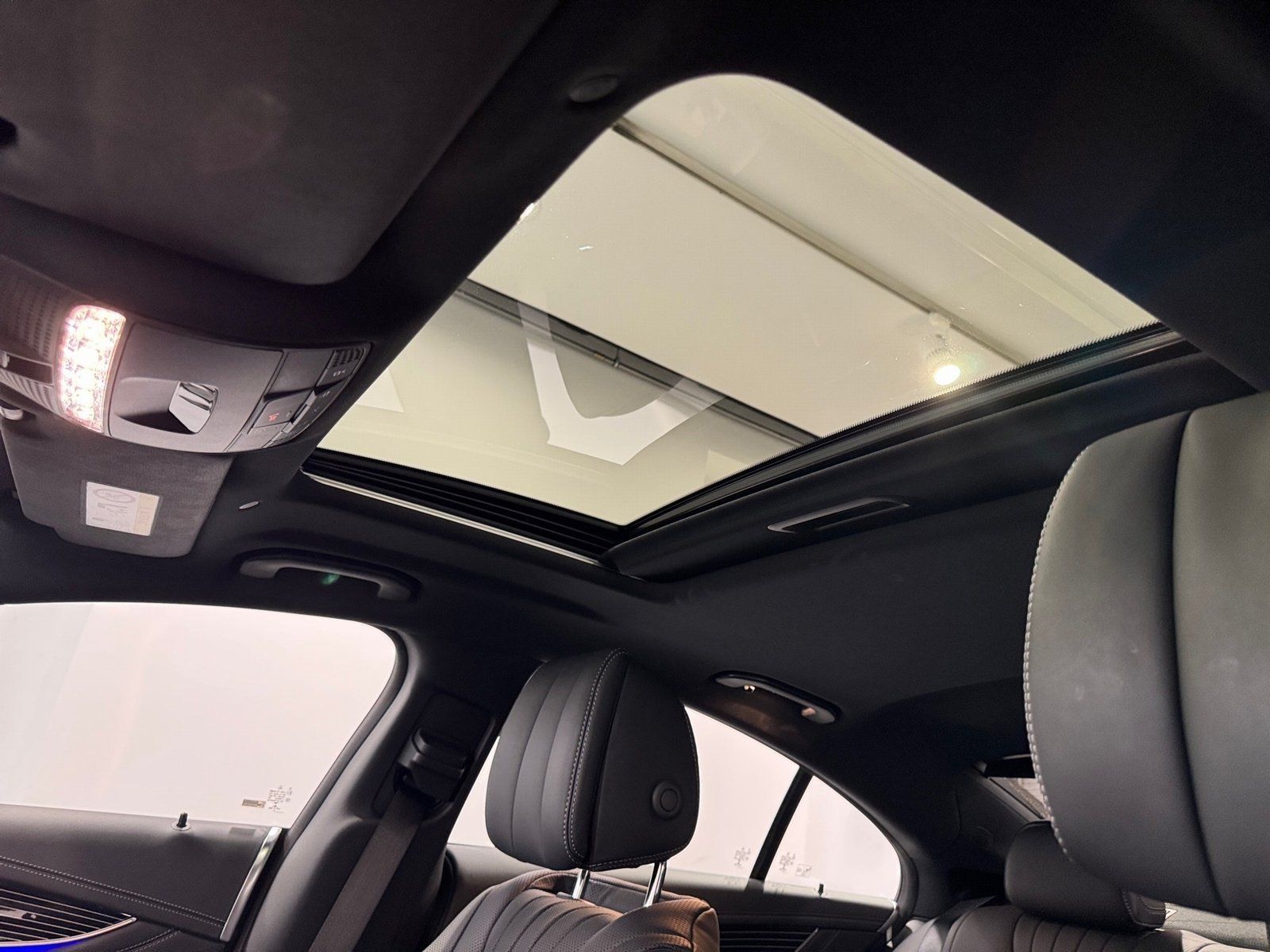 Fahrzeugabbildung Mercedes-Benz CLS 450 4M AMG*DISTRONIC*HUD*SHD*Burmester*360°