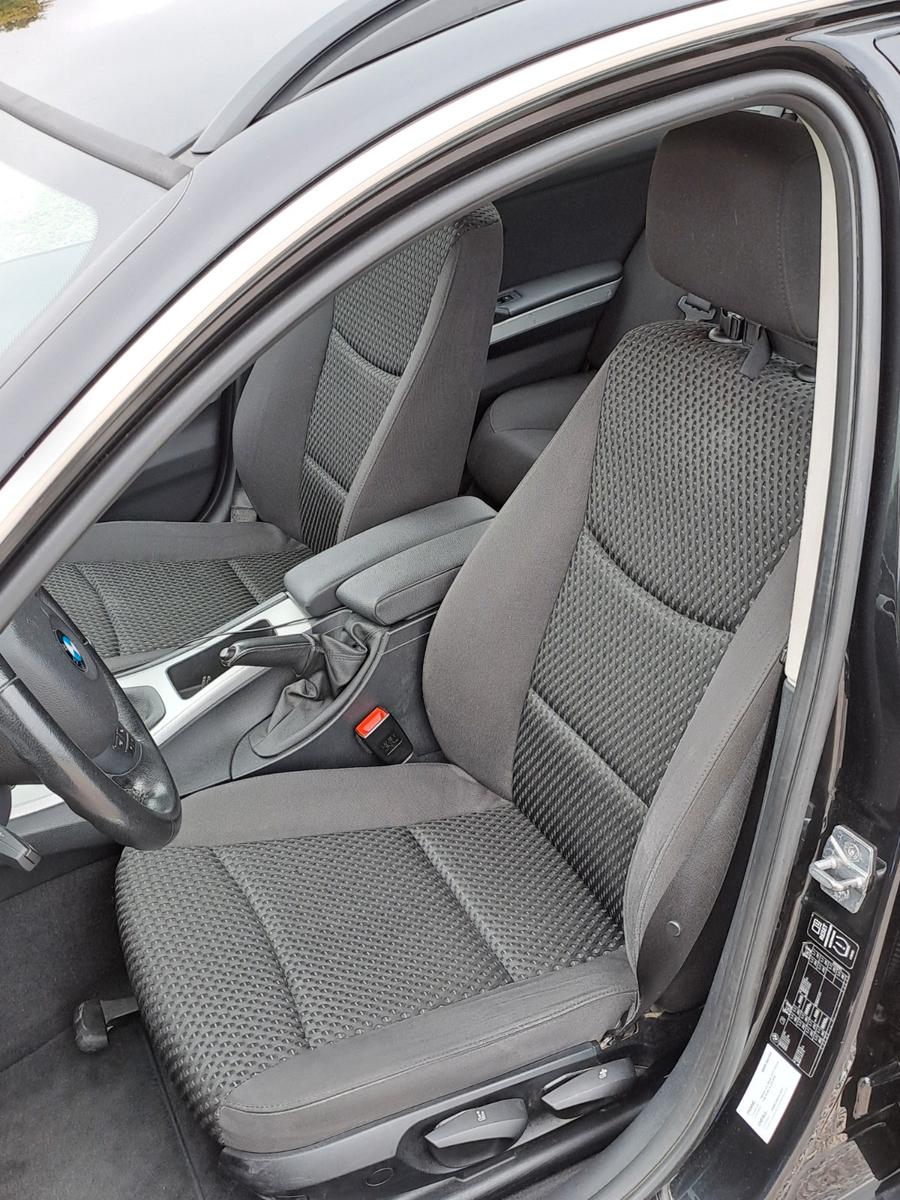 BMW 318 2012 — photo 9
