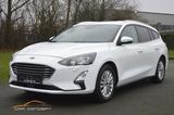 Ford Focus 1,5 Titanium NAVI/AHK/KAM/SHZ/8 xALU/DIGIT - Ford Focus: Kombi, 1.8