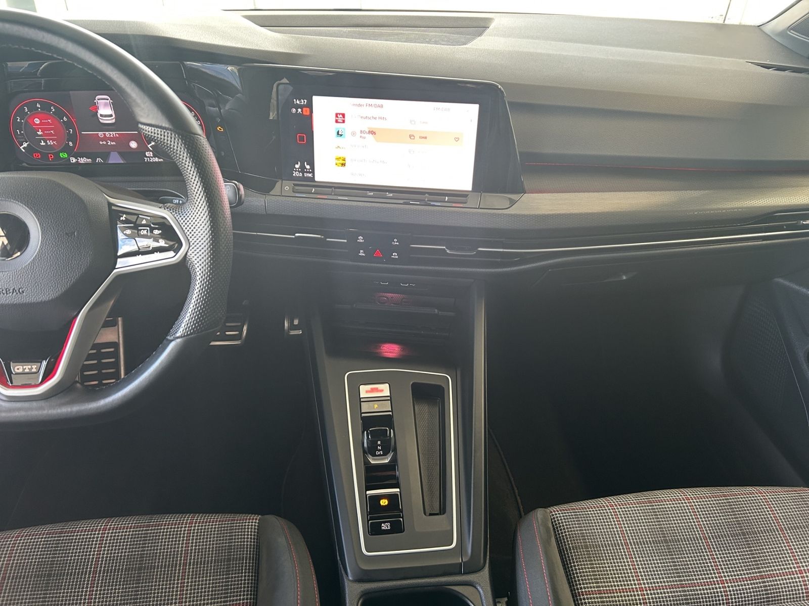 Volkswagen Golf VIII GTI 2.0 TSI +DSG+AHK+NAVI+LED+KLIMA+LM foto 20