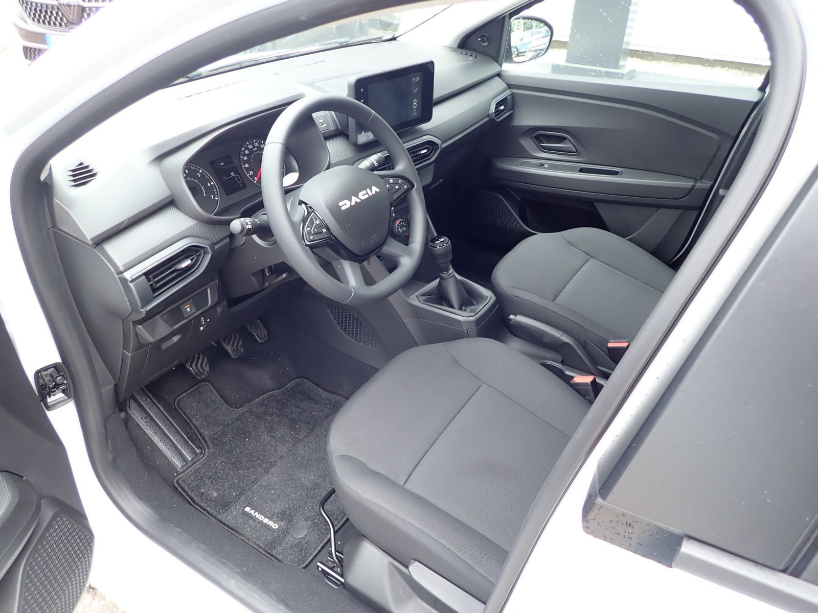 Fahrzeugabbildung Dacia Sandero Essential SCe 65