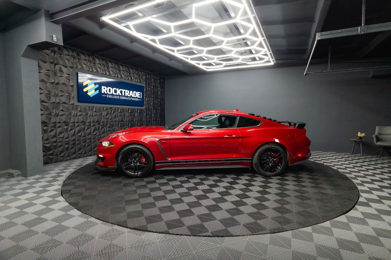 Fahrzeugabbildung Ford Mustang Shelby Coupe GT 350 Package Dark Horse