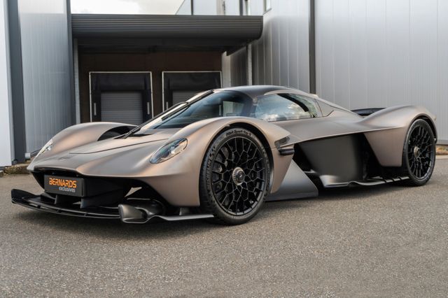 Aston Martin Valkyrie - Satin Arizona Bronze - 1 of 150