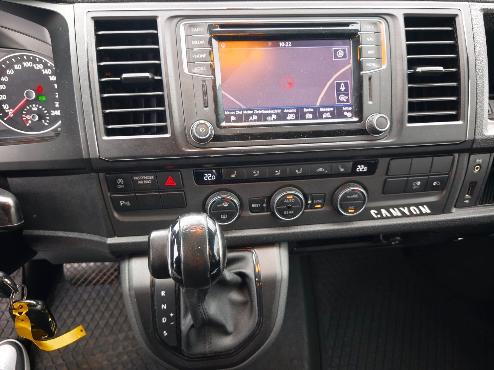 Fahrzeugabbildung Volkswagen Caravelle DSG Lang Comfortline