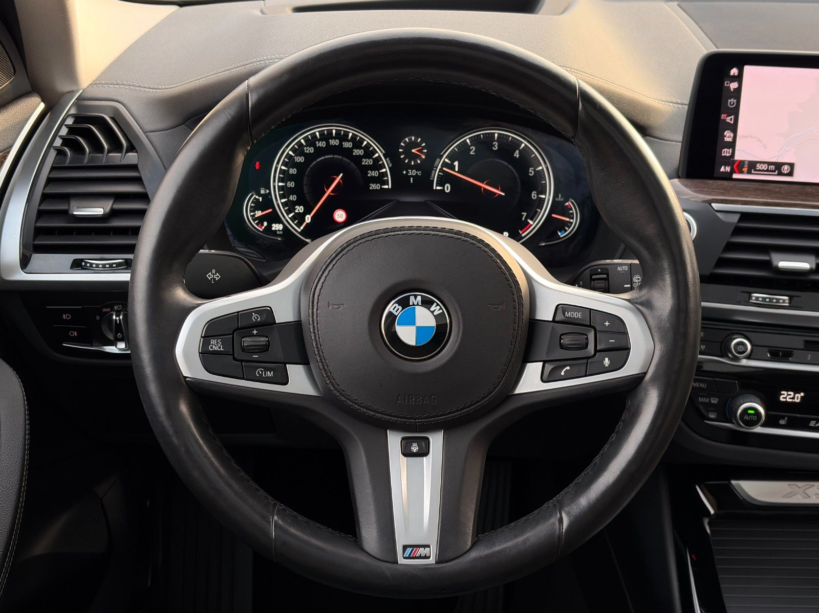 Fahrzeugabbildung BMW X3 xDrive 30i Luxury Line Pano Akustik Komf. HuD