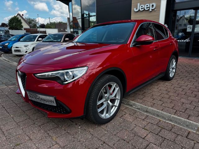 Alfa Romeo Stelvio Super 280PS AT Q4 MEMORY NAVI EL. HECKKL