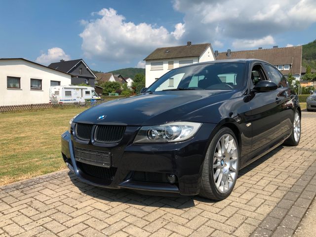 BMW 320si -