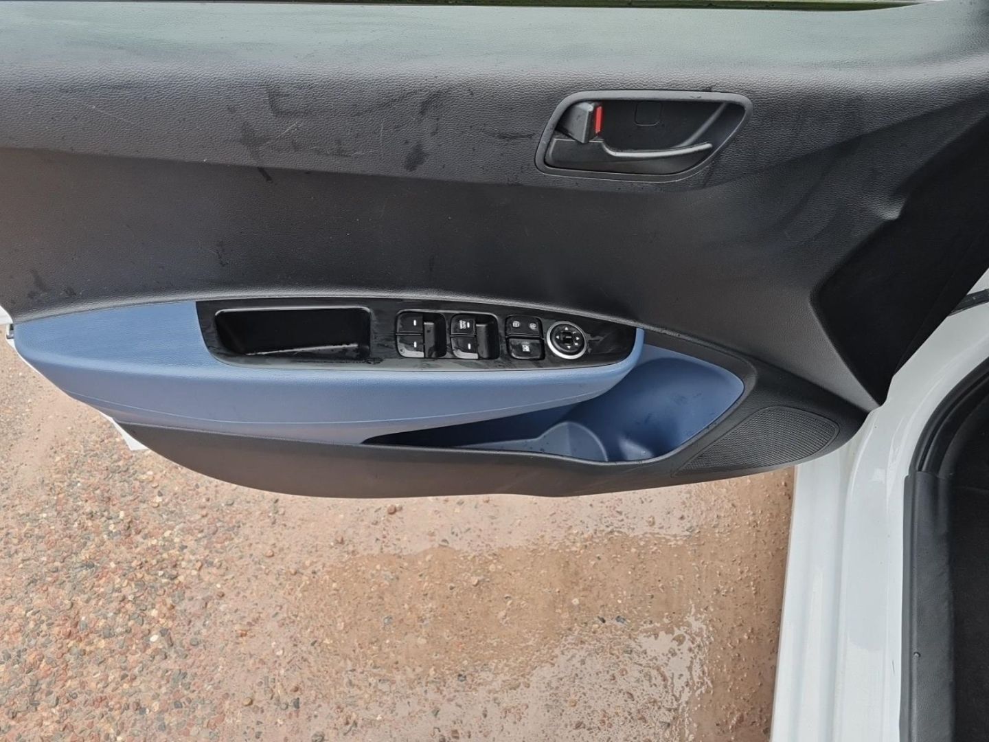 Fahrzeugabbildung Hyundai i10 YES! 1.0 Benzin M T Classic HU/AU Service