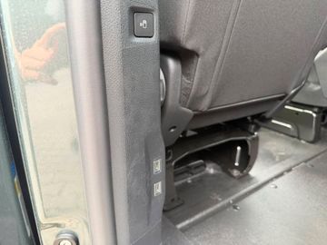 Opel Zafira Life - 12