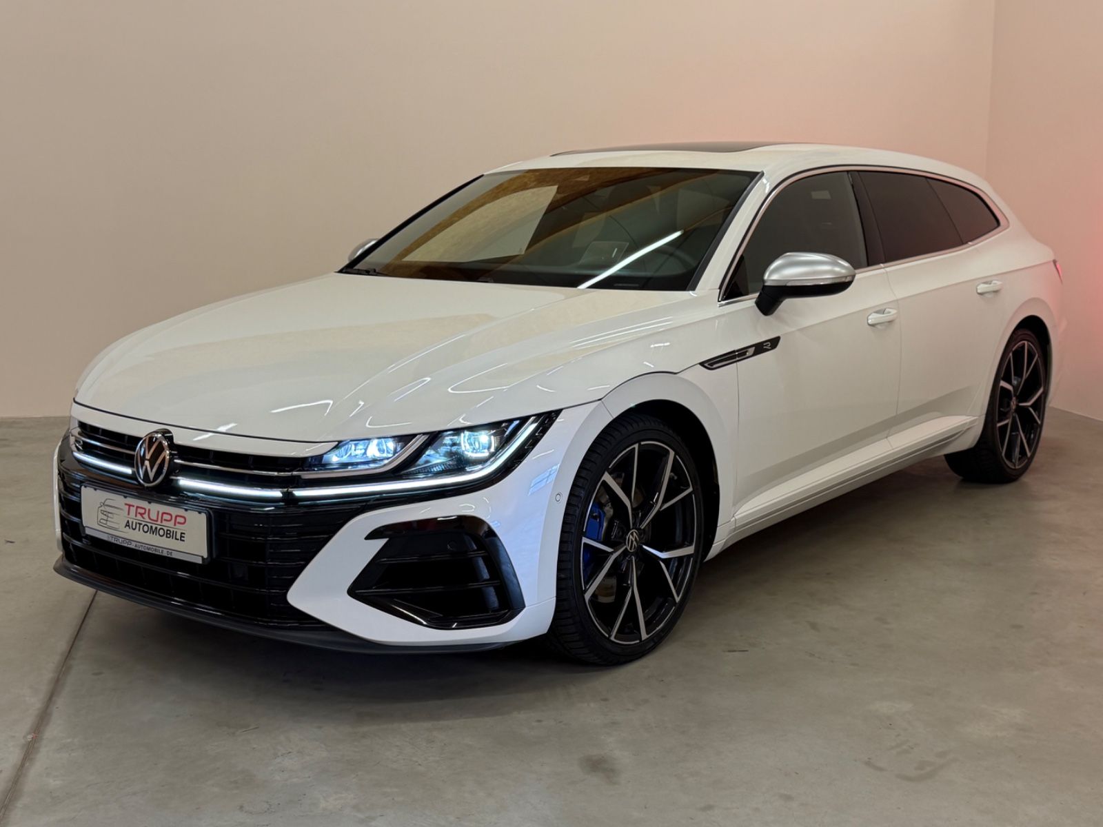 Volkswagen Arteon SB R 4Motion/PANO/AHK/IQ-Light/HUD/R-KAM foto 4