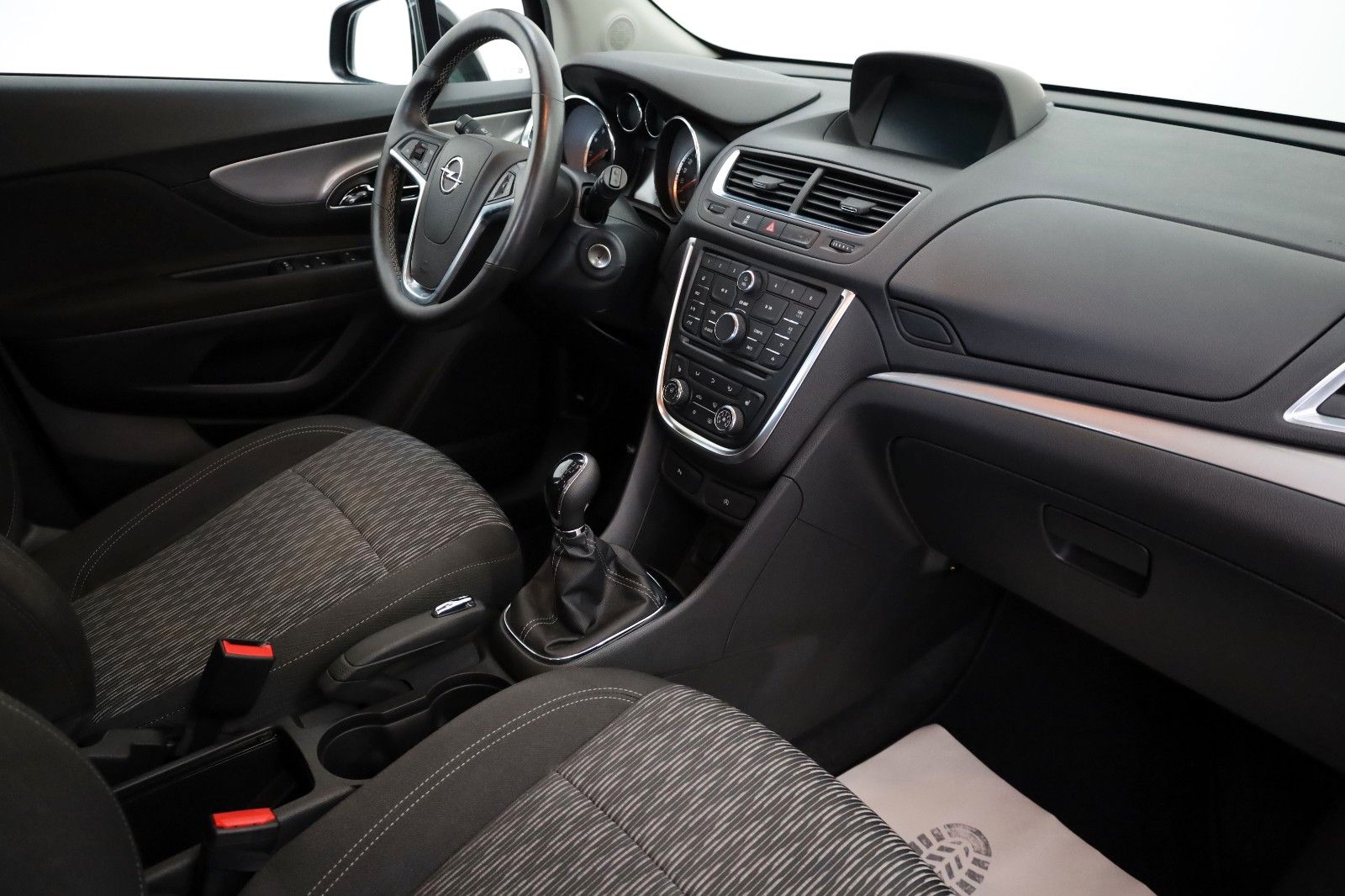 Fahrzeugabbildung Opel Mokka Edition ecoFlex SH,PDC,8-fach bereift