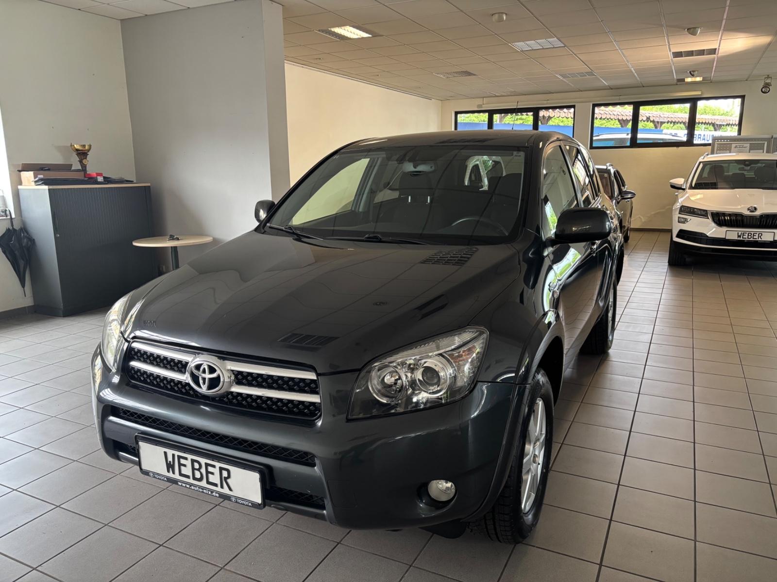 Toyota RAV 4 RAV4 Executive 4X4 TÜV NEU