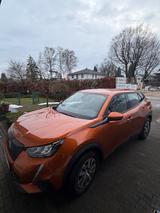 Peugeot 2008 PureTech 100 Active  - Peugeot 2008 von privat