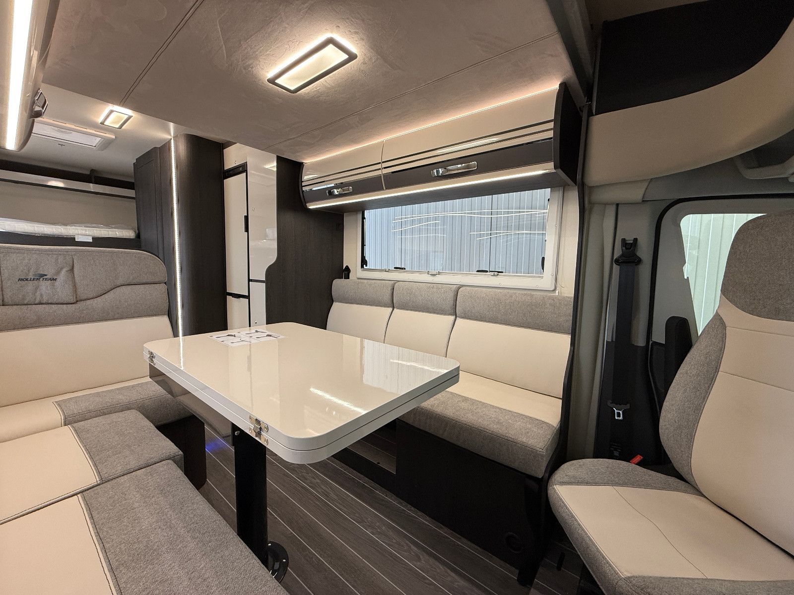Fahrzeugabbildung Roller Team Kronos 274 TL