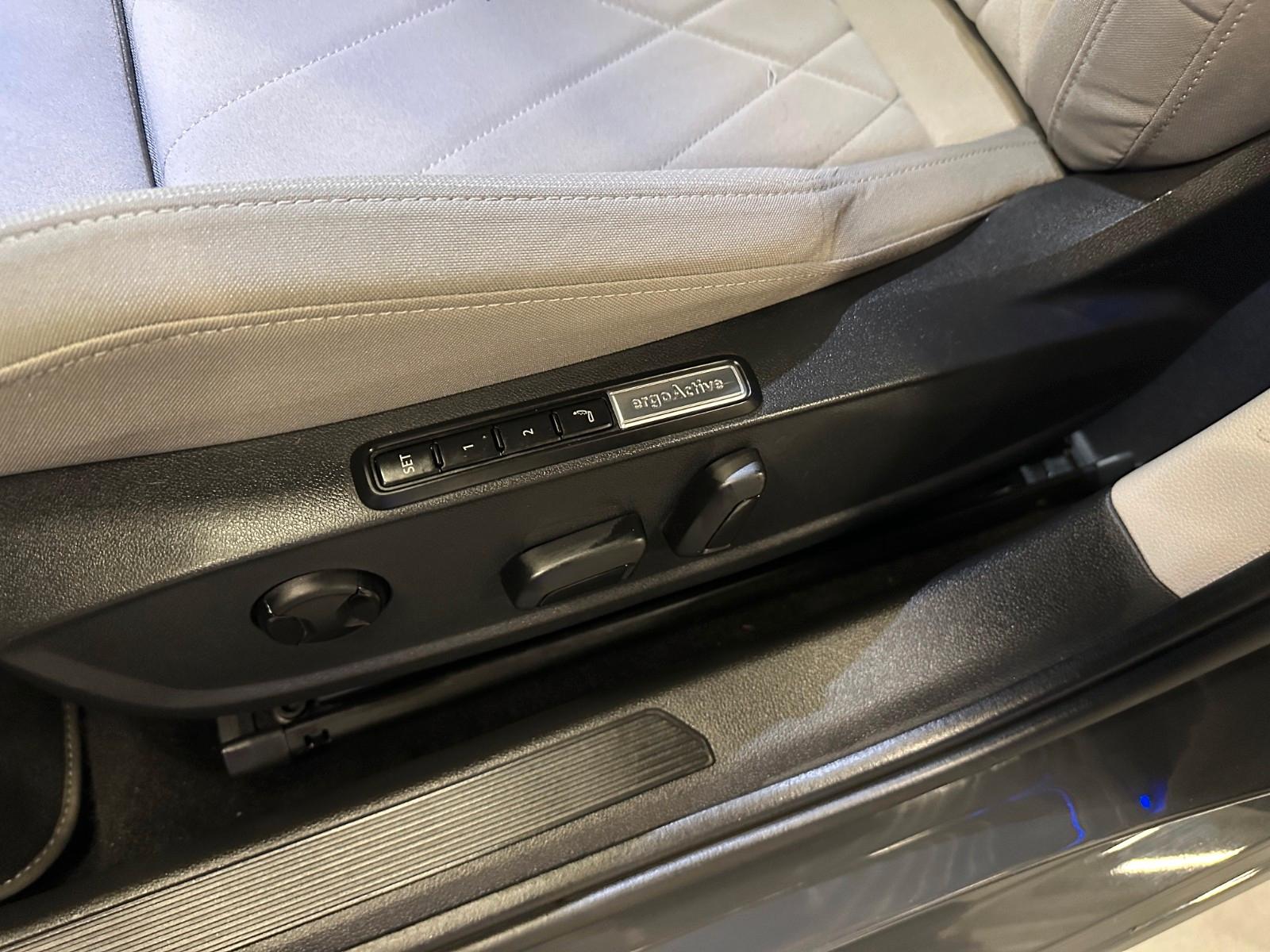 Volkswagen Golf VIII Variant Style*NAVI*LED*CarPlay*MASSAGE