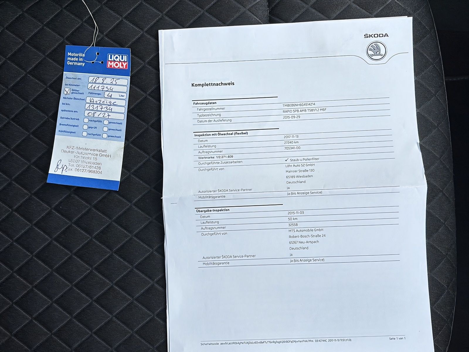 Fahrzeugabbildung SKODA Rapid 1.2i Edition NAVI PANORAMA XENON DAB PDC