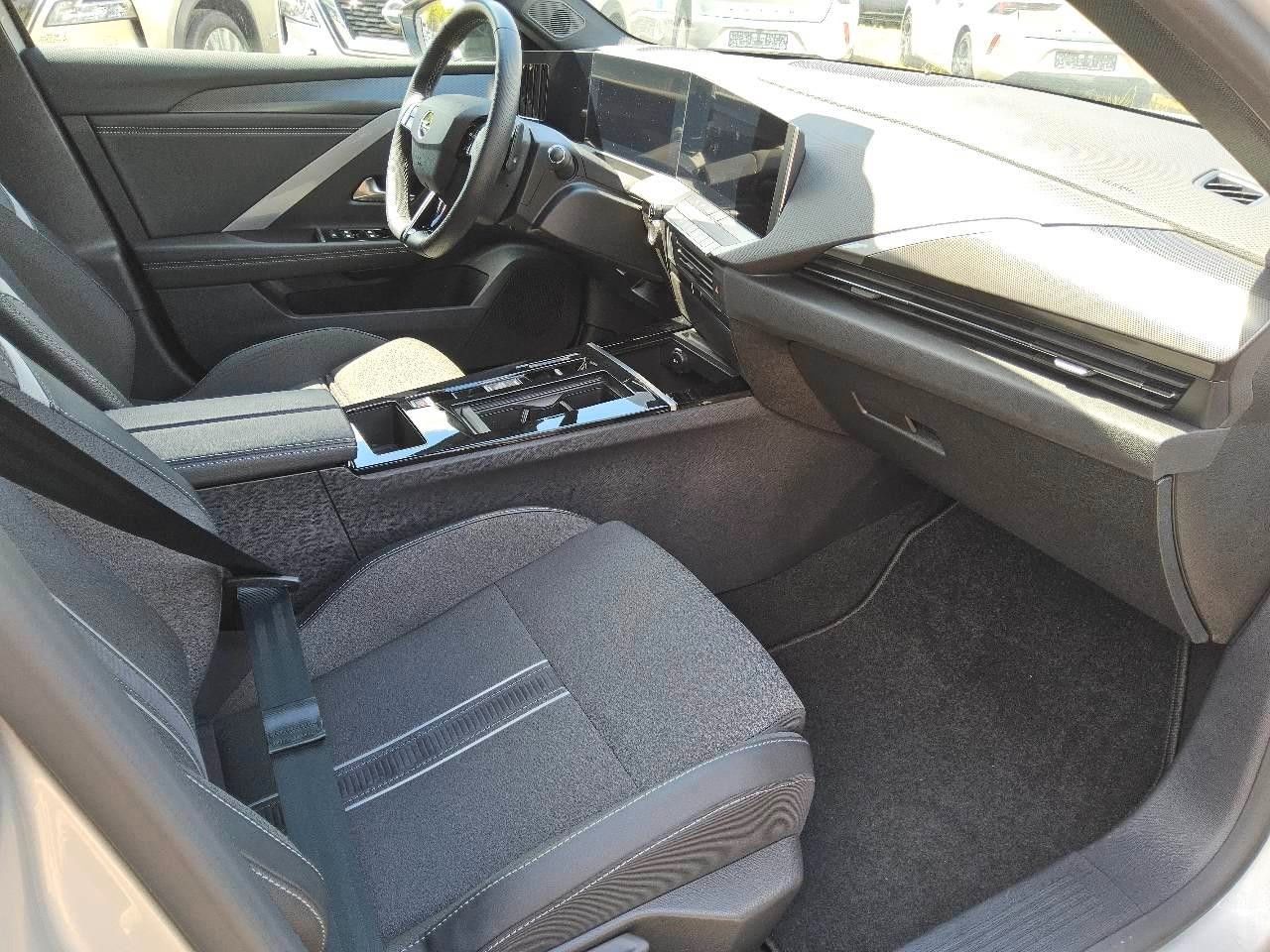 Fahrzeugabbildung Opel Astra L Lim. 1.6 HYBRID GS SPORT NAVI/360°/DAB+