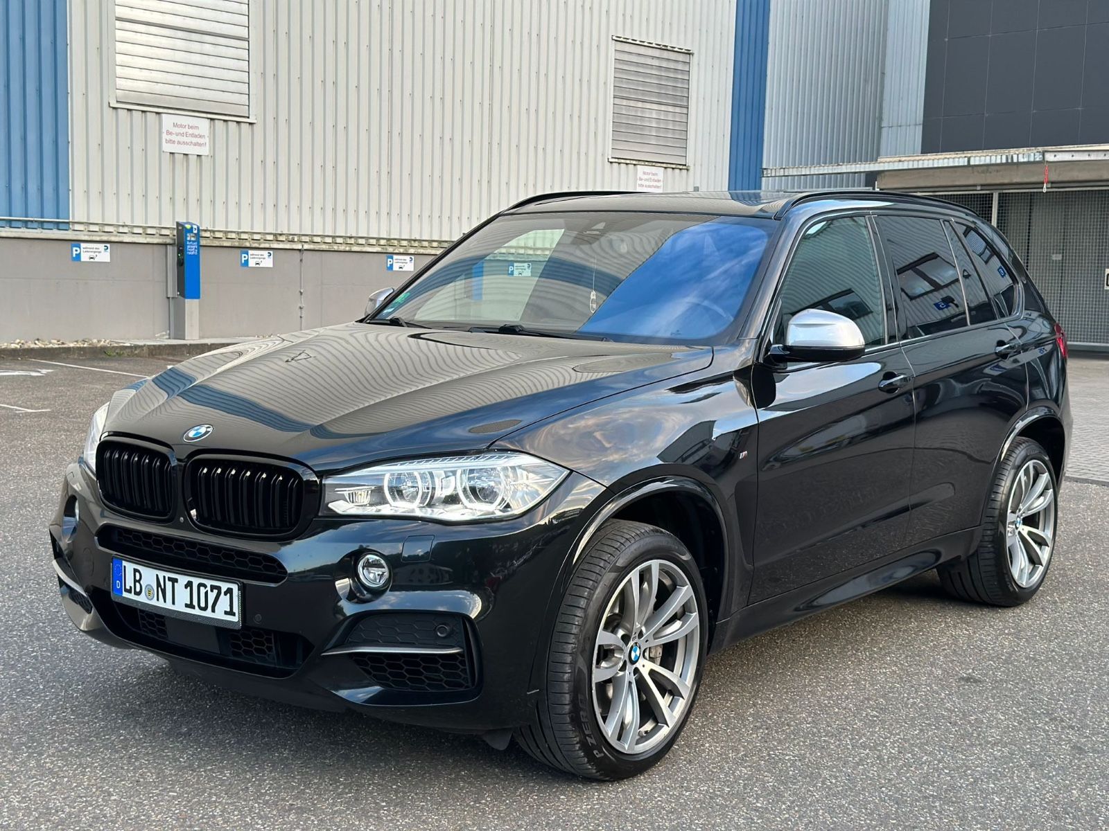 BMW X5 M50 M50d -
