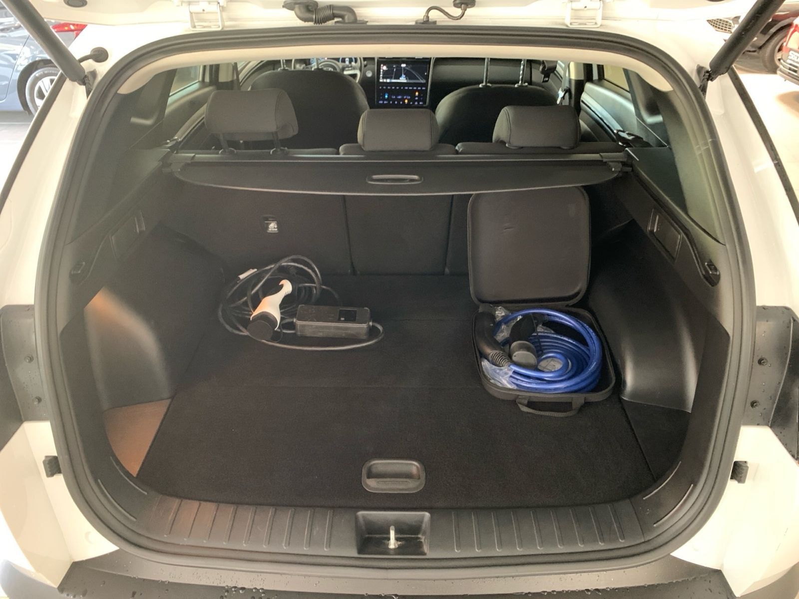 Fahrzeugabbildung Hyundai TUCSON 1.6 T-GDI Trend Plug-In Hybrid 4WD LED