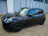 MINI Cooper SE Schwarz/Schwarz Vollausstattung  - MINI Cooper SE von privat