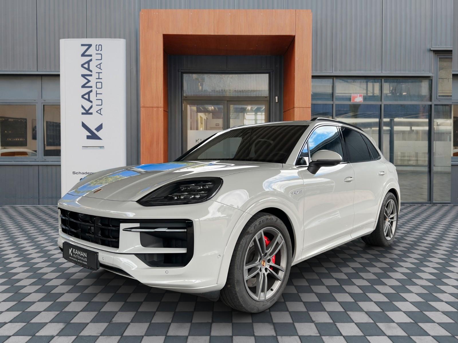 Porsche Cayenne S E-Hyb Sport Design Hinterachs Massage