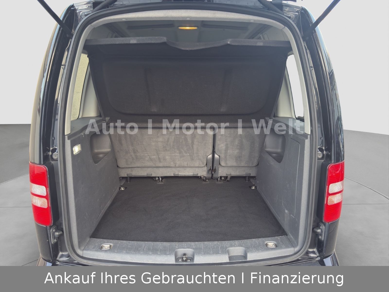 Fahrzeugabbildung Volkswagen Caddy Kasten/Kombi JAKO-O Trendline DSG AHK/SHZ