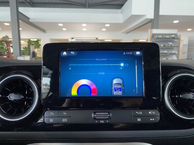 T 180 d Progressive LED Keyless-Go DAB MBUX NAVI