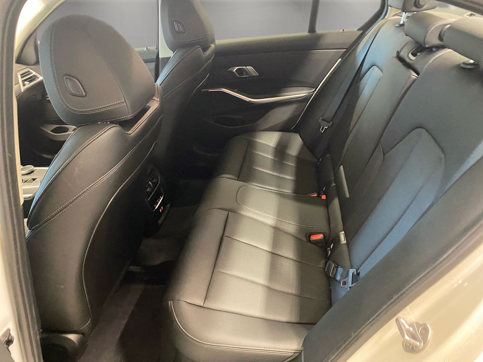 BMW 318 - Bild 13