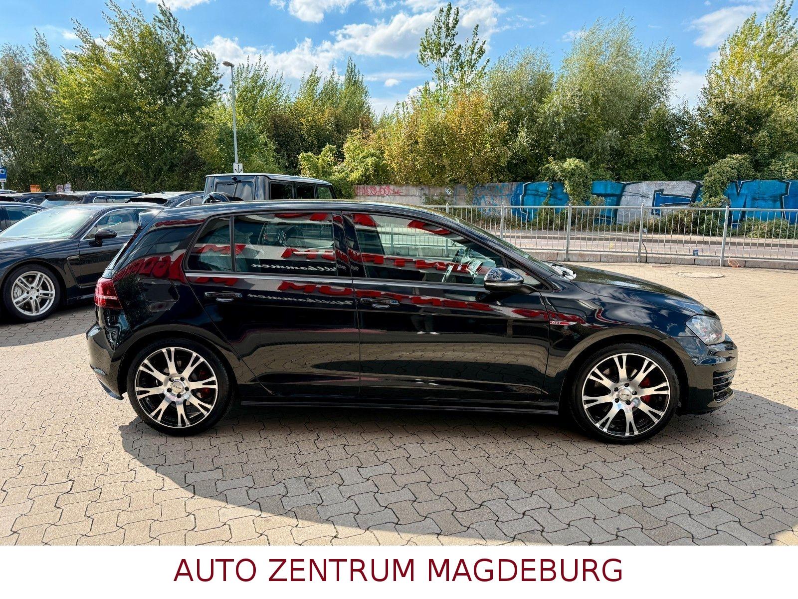 Volkswagen Golf VII Lim. GTI *BI-XENON*STANDH*DCC*TEMPOMAT*