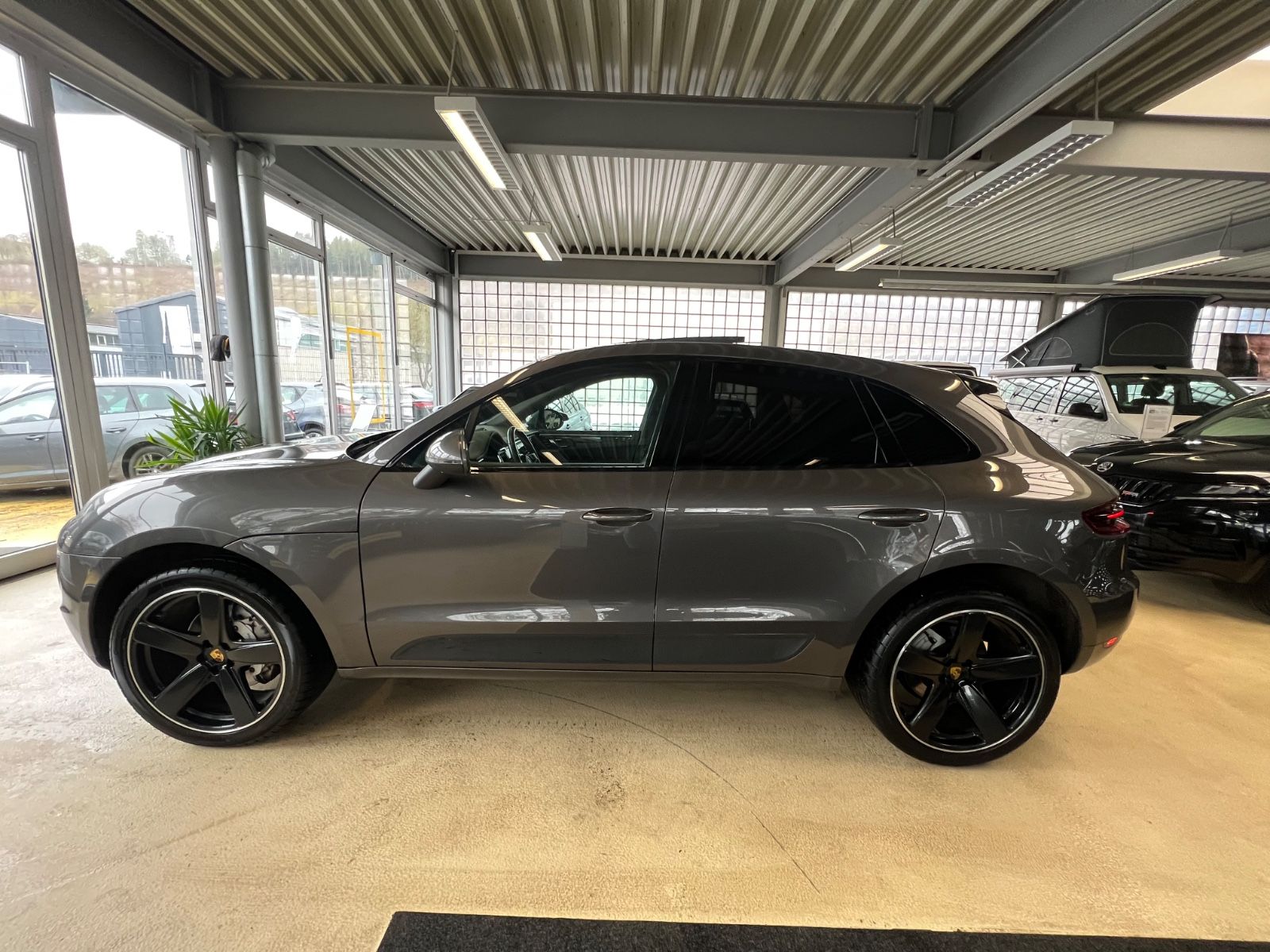 Fahrzeugabbildung Porsche Macan S *SITZBELÜFTUNG*PANORAMADACH*